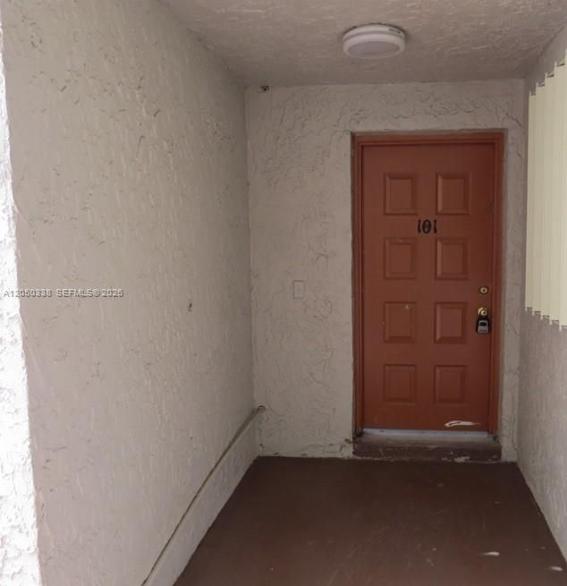 En Venta: $225,000 (3 camas, 2 baños, 1150 Pies cuadrados)