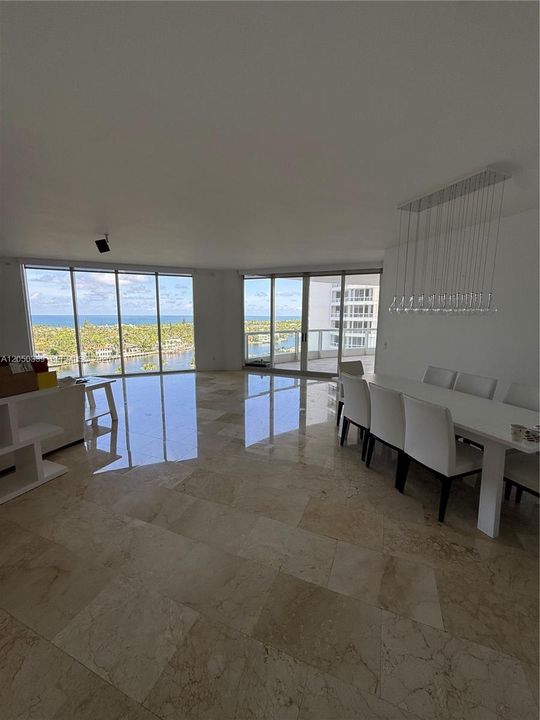 For Sale: $2,150,000 (3 beds, 3 baths, 3173 Square Feet)
