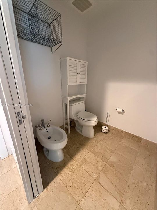For Sale: $2,150,000 (3 beds, 3 baths, 3173 Square Feet)