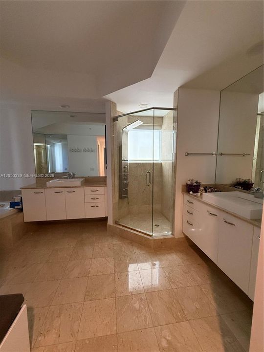 For Sale: $2,150,000 (3 beds, 3 baths, 3173 Square Feet)