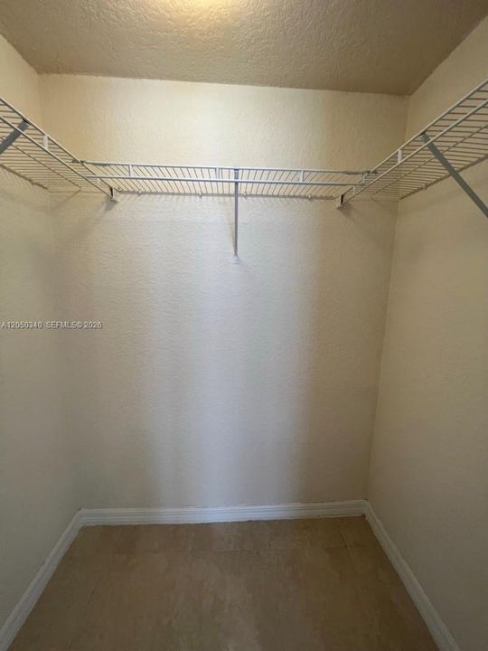 For Rent: $2,300 (2 beds, 2 baths, 1088 Square Feet)