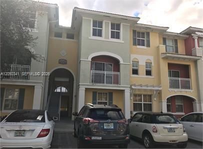 For Rent: $2,650 (3 beds, 2 baths, 1385 Square Feet)