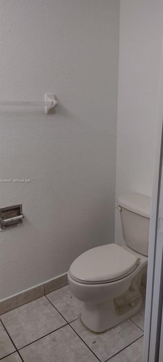 For Rent: $2,650 (3 beds, 2 baths, 1385 Square Feet)