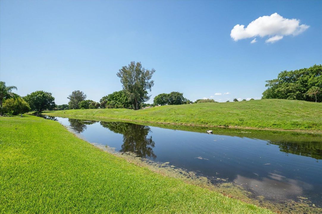 30-Fox-10080 Canoe Brook Cir-30
