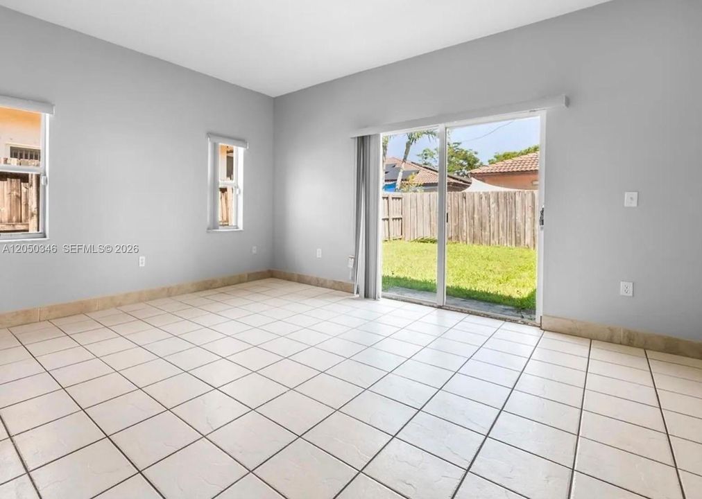 For Sale: $750,000 (4 beds, 2 baths, 1867 Square Feet)