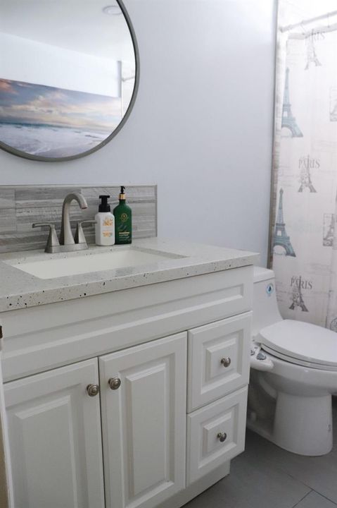 Bathroom2