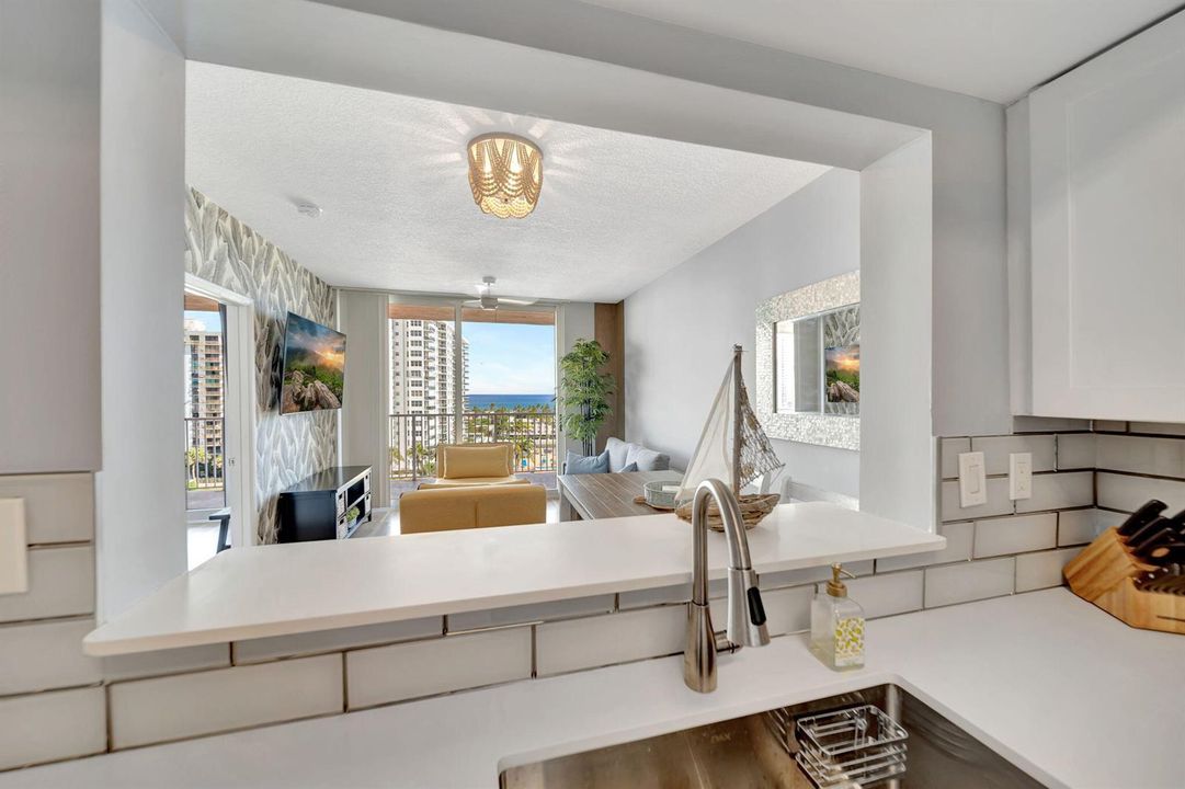 11-web-or-mls-Interior-17