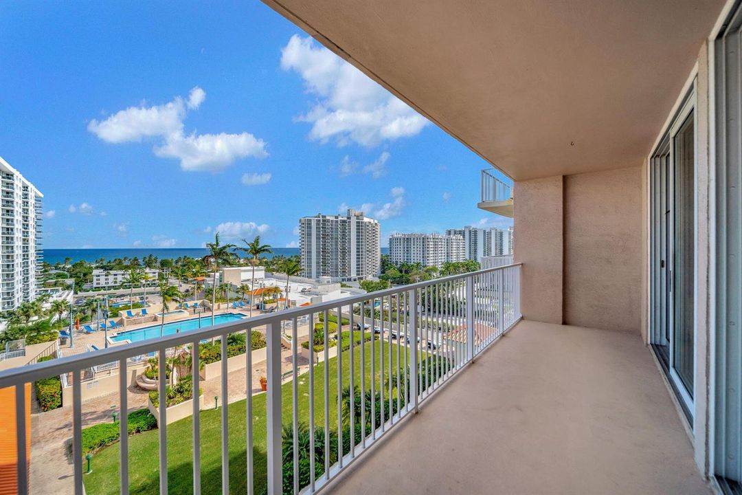 30-web-or-mls-Exterior-6