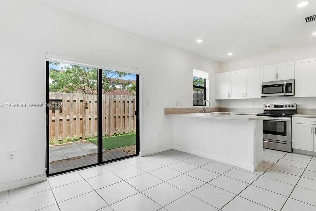 For Sale: $490,000 (3 beds, 2 baths, 1485 Square Feet)