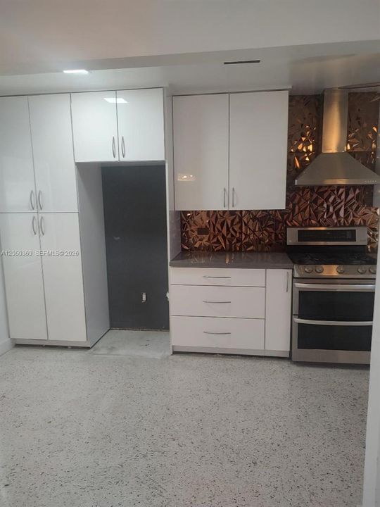 En Renta: $3,000 (2 camas, 1 baños, 945 Pies cuadrados)