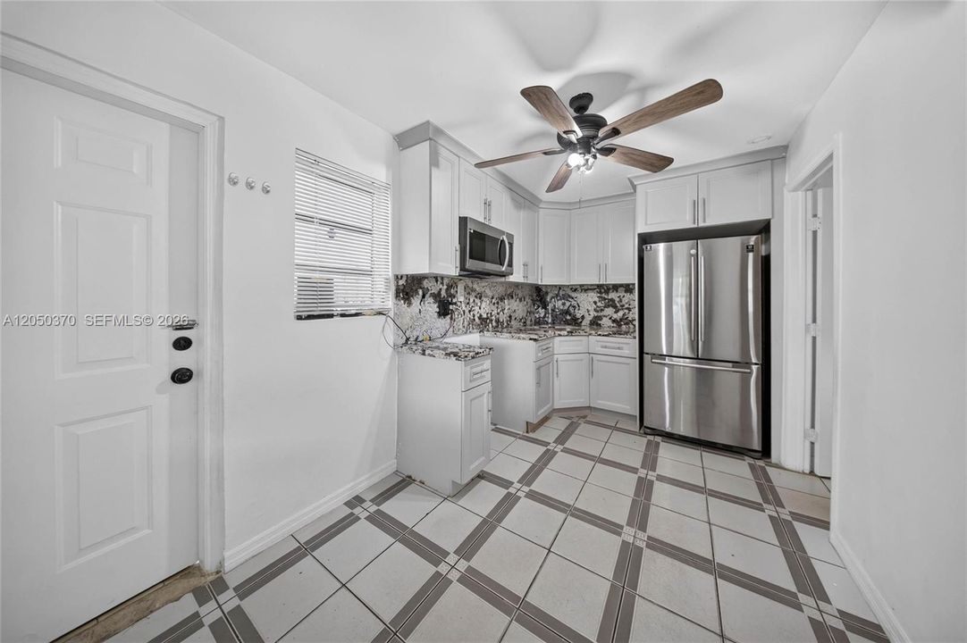 For Sale: $690,000 (3 beds, 3 baths, 1623 Square Feet)