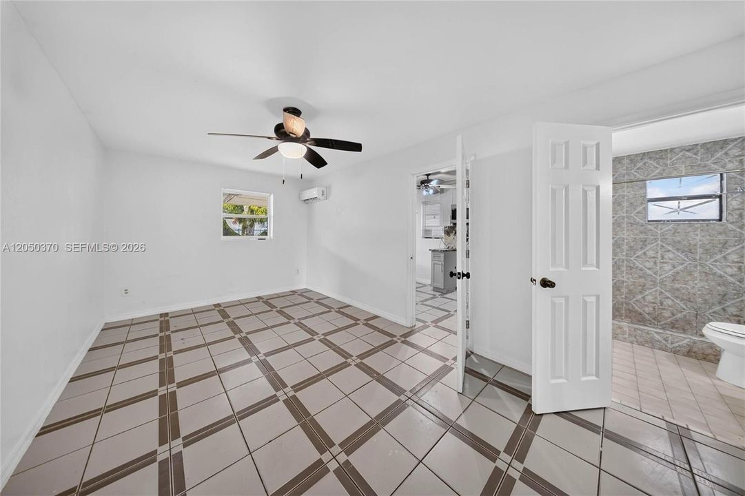 For Sale: $690,000 (3 beds, 3 baths, 1623 Square Feet)