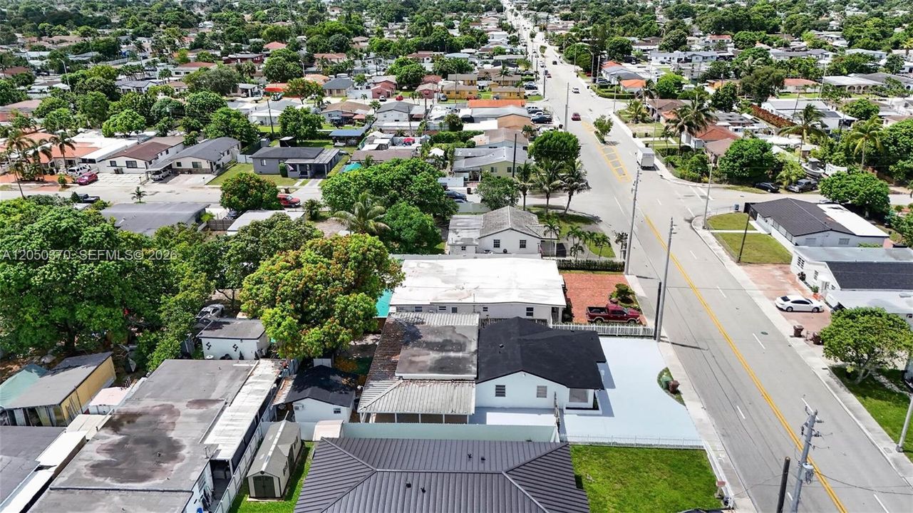 For Sale: $690,000 (3 beds, 3 baths, 1623 Square Feet)