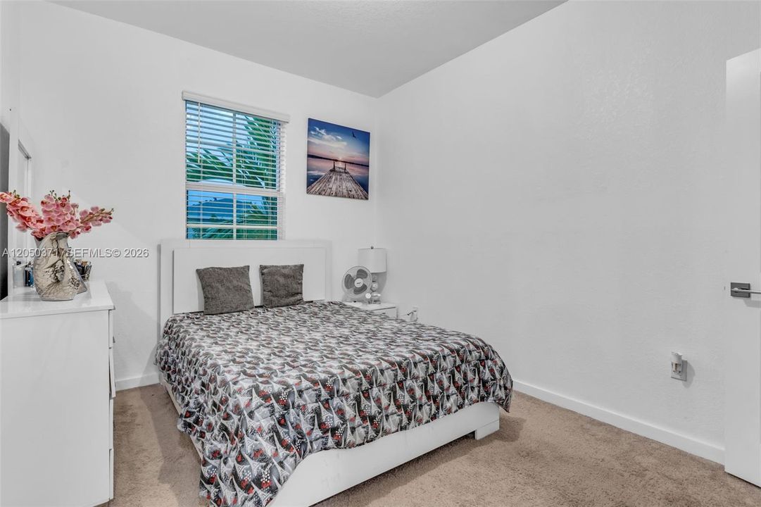 For Sale: $371,500 (3 beds, 2 baths, 1512 Square Feet)