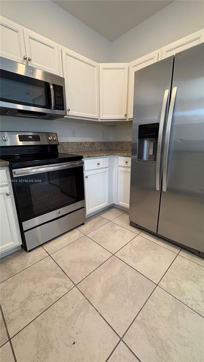 For Sale: $380,000 (4 beds, 2 baths, 1705 Square Feet)