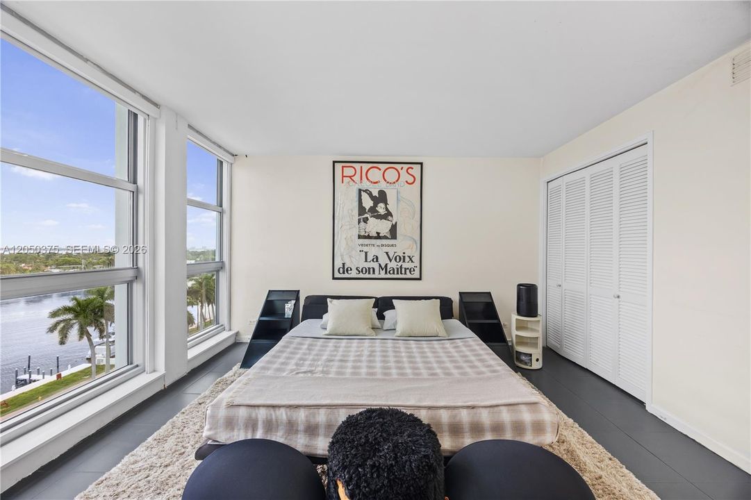 For Rent: $3,850 (1 beds, 2 baths, 1260 Square Feet)
