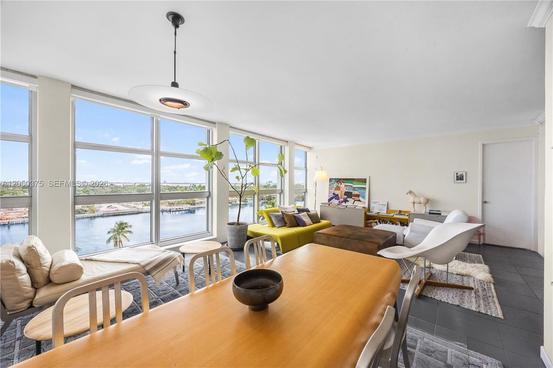 For Rent: $3,850 (1 beds, 2 baths, 1260 Square Feet)