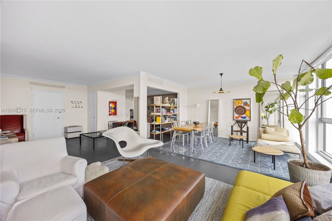 For Rent: $3,850 (1 beds, 2 baths, 1260 Square Feet)