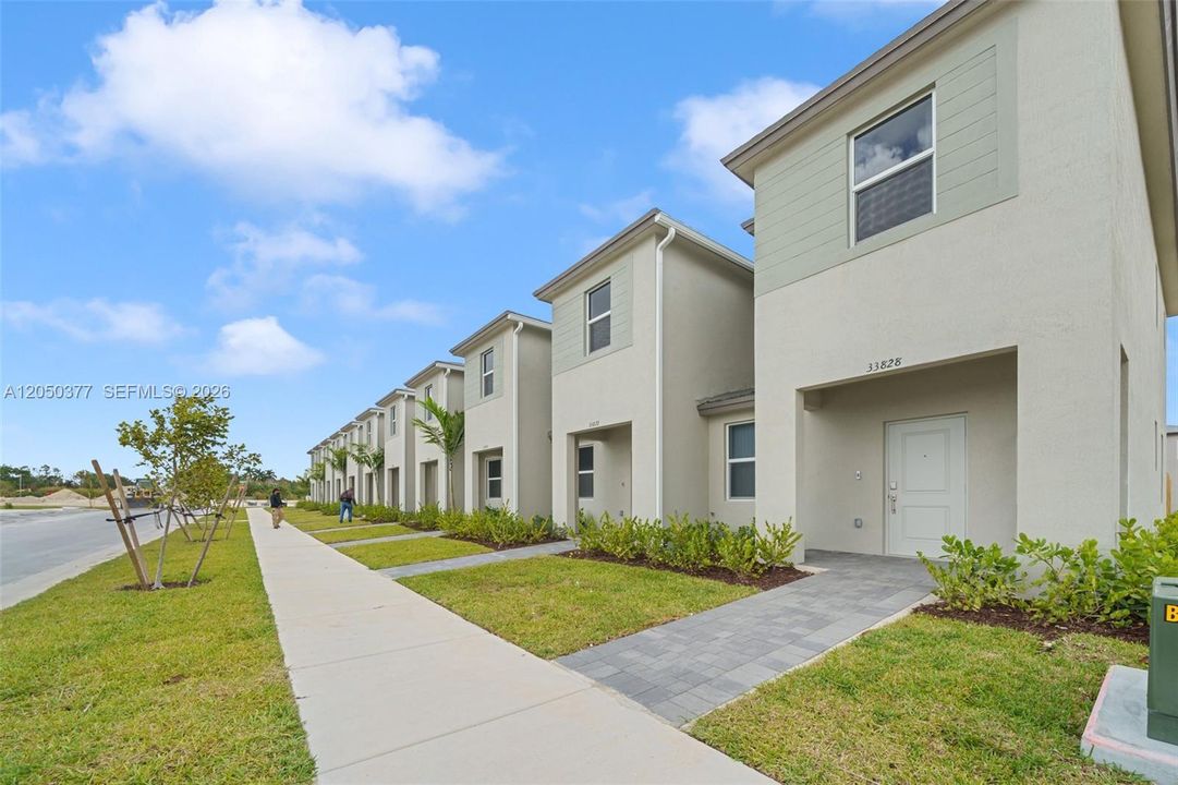 For Rent: $2,995 (4 beds, 2 baths, 0 Square Feet)