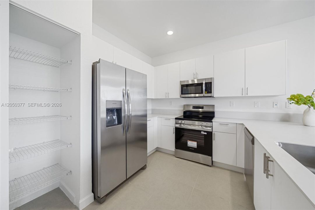 For Rent: $2,995 (4 beds, 2 baths, 0 Square Feet)