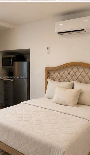 For Rent: $1,200 (1 beds, 1 baths, 1489 Square Feet)