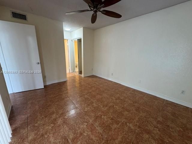 For Sale: $179,900 (2 beds, 2 baths, 820 Square Feet)