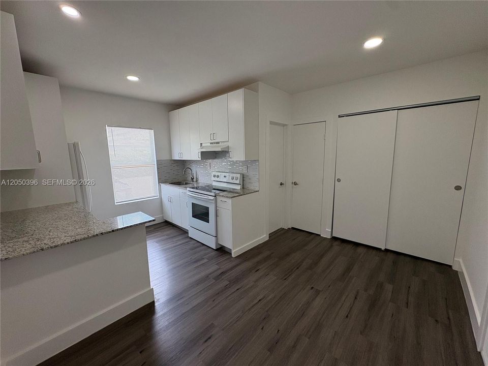 For Rent: $1,700 (1 beds, 1 baths, 0 Square Feet)
