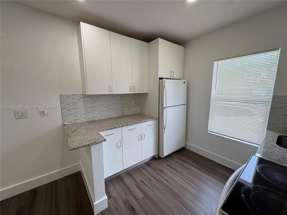 For Rent: $1,700 (1 beds, 1 baths, 0 Square Feet)
