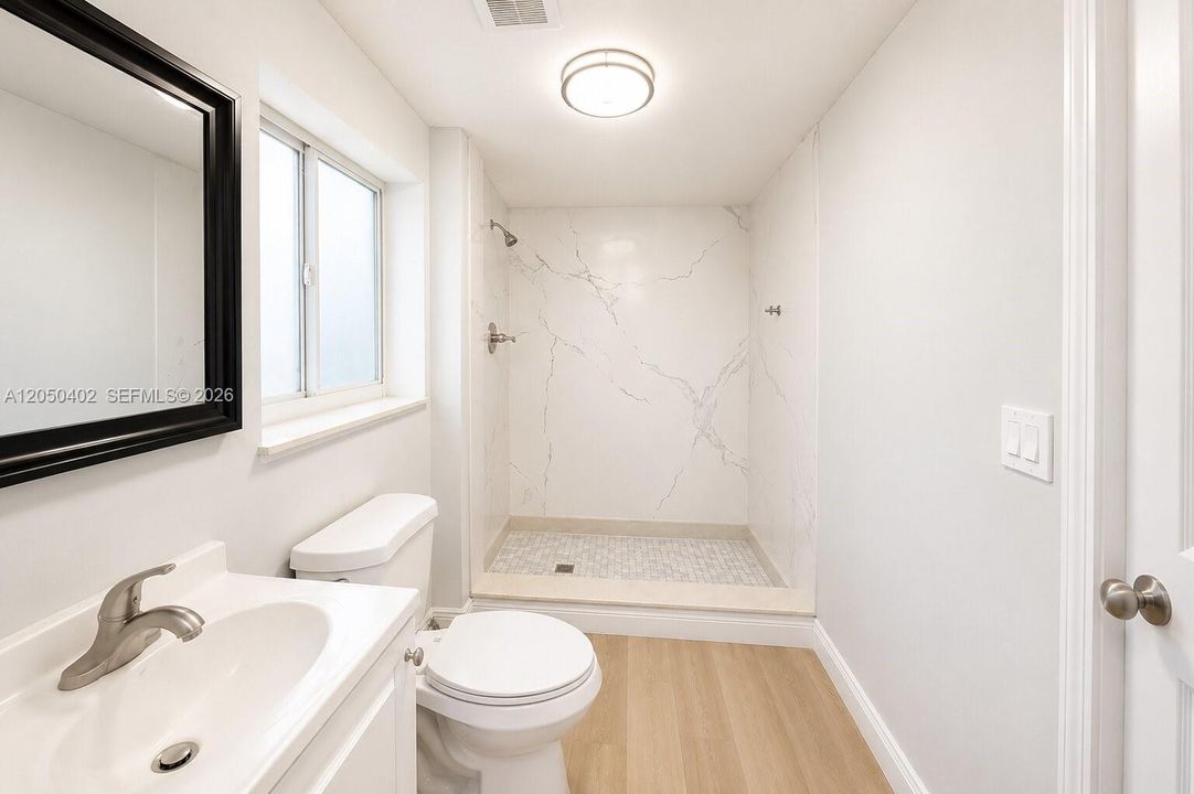 For Rent: $1,500 (1 beds, 1 baths, 1333 Square Feet)