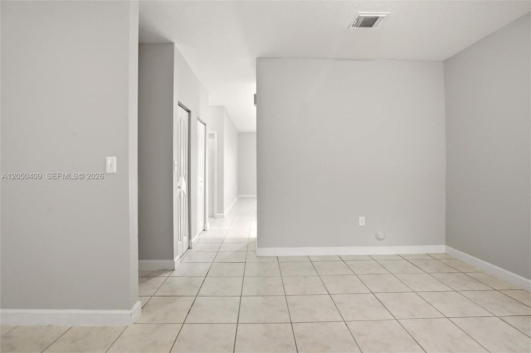 For Sale: $409,900 (4 beds, 2 baths, 1698 Square Feet)