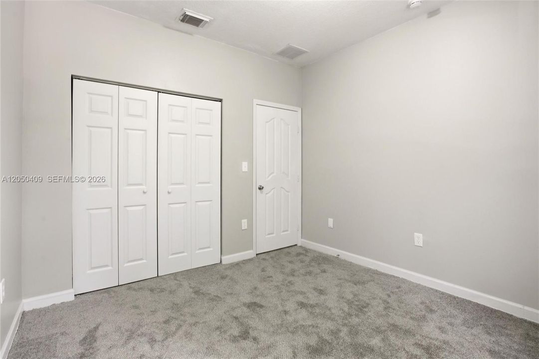 For Sale: $409,900 (4 beds, 2 baths, 1698 Square Feet)