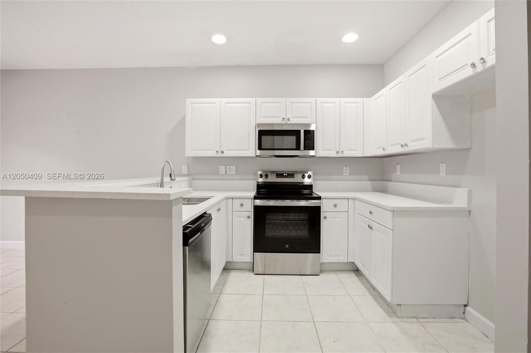 For Sale: $409,900 (4 beds, 2 baths, 1698 Square Feet)