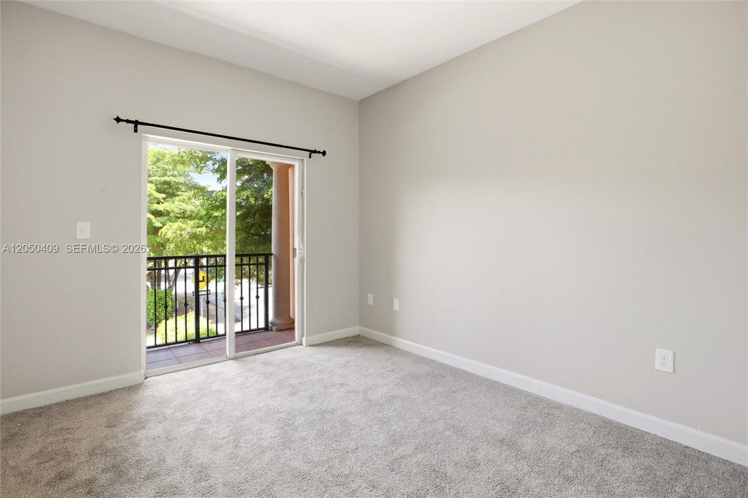 For Sale: $409,900 (4 beds, 2 baths, 1698 Square Feet)