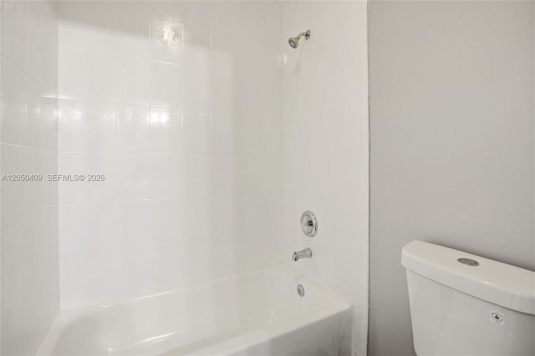 For Sale: $409,900 (4 beds, 2 baths, 1698 Square Feet)
