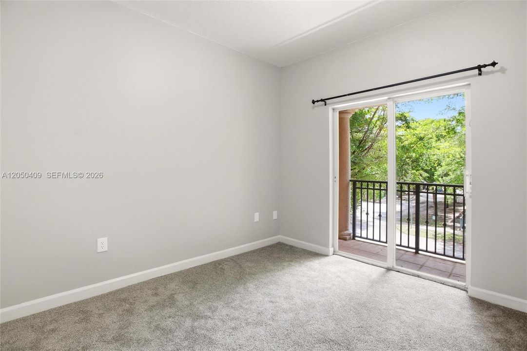 For Sale: $409,900 (4 beds, 2 baths, 1698 Square Feet)