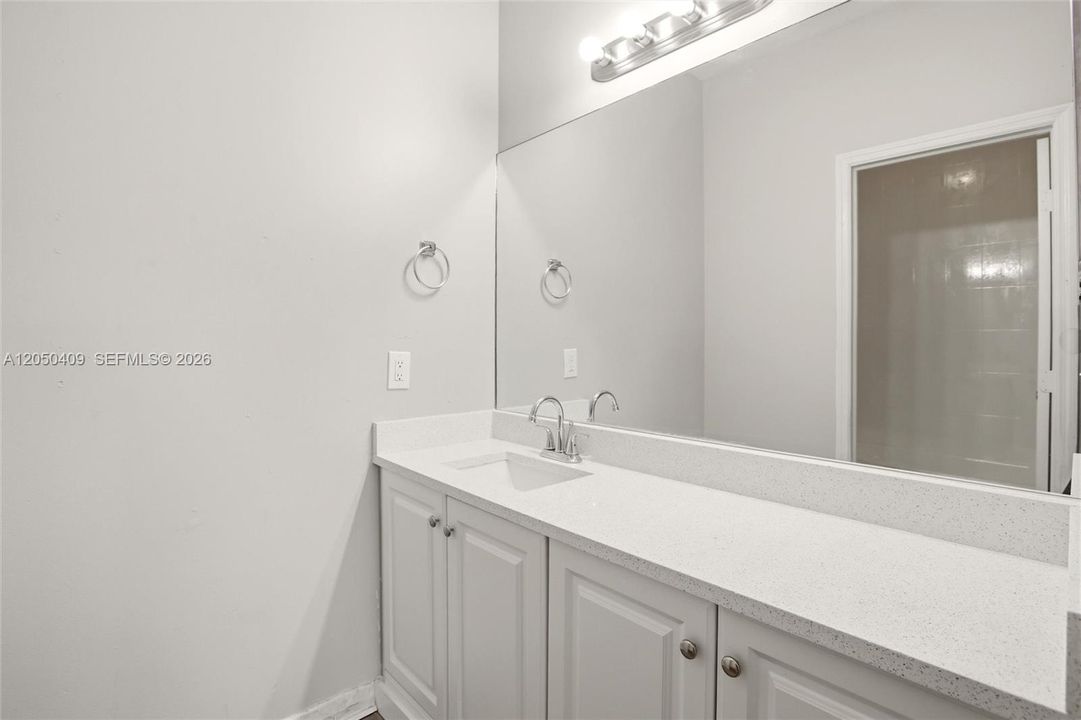 For Sale: $409,900 (4 beds, 2 baths, 1698 Square Feet)