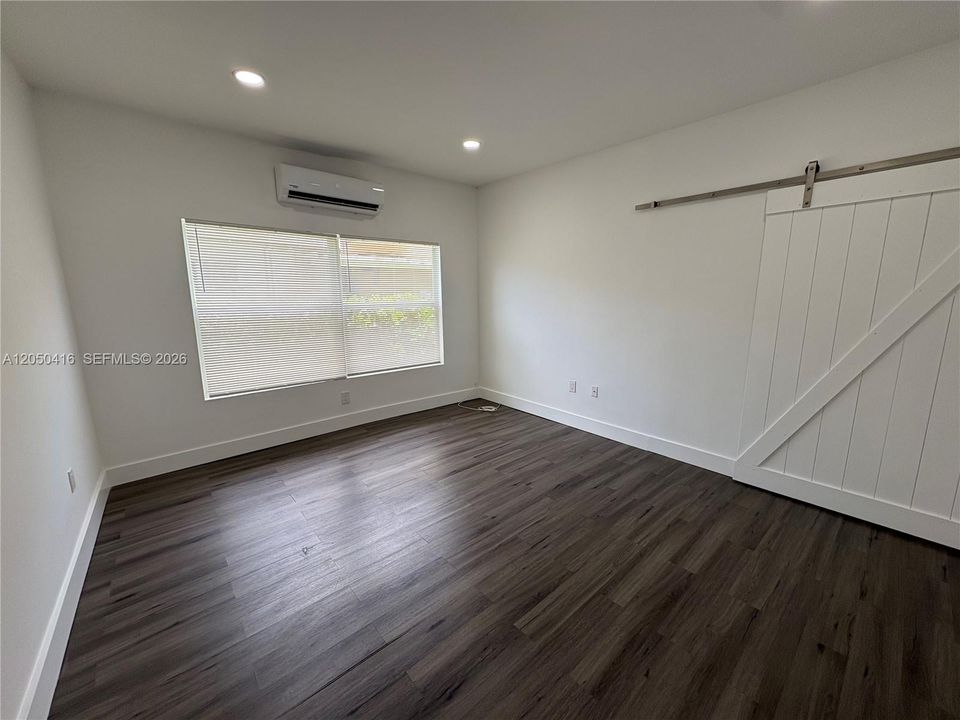 For Rent: $1,700 (1 beds, 1 baths, 0 Square Feet)