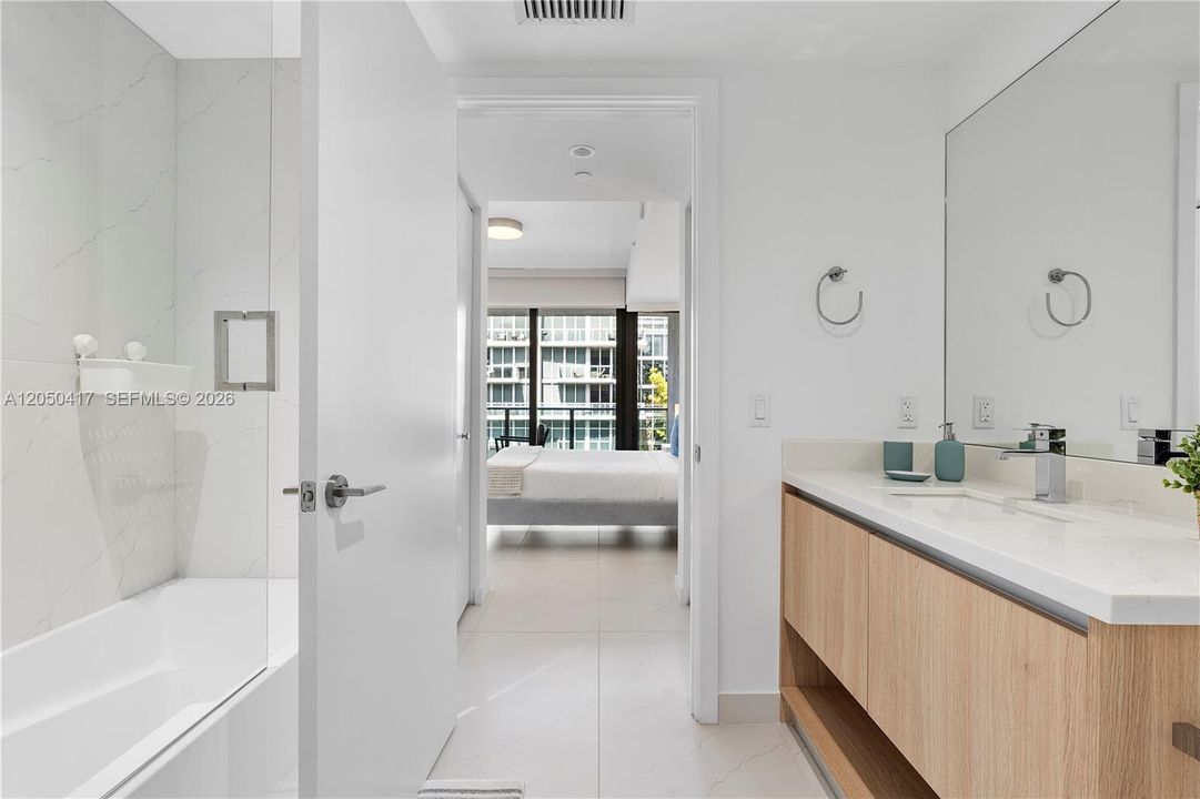 Recently Rented: $9,800 (2 beds, 2 baths, 1236 Square Feet)