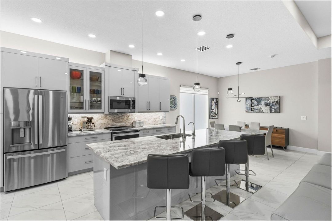 012-13697WhistlerMountainRoad-DelrayBeac