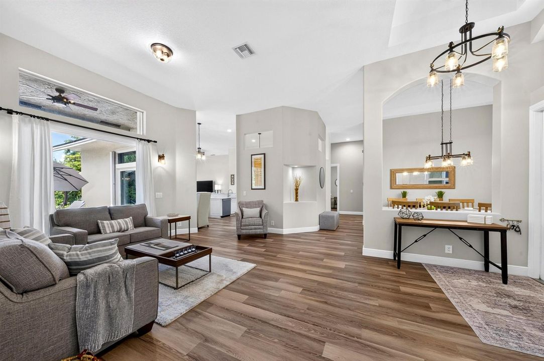 006-053-Living Room-4000x2662