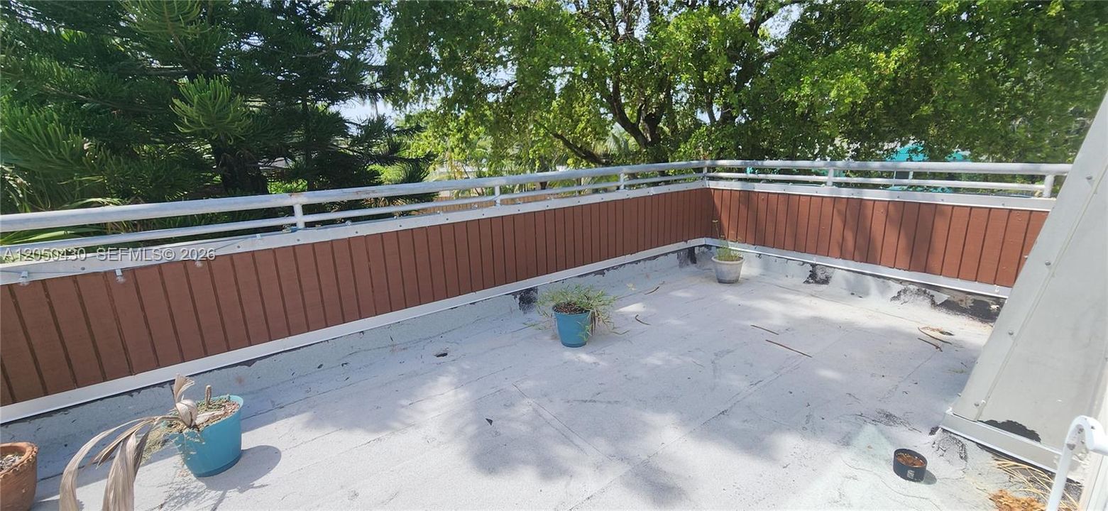 For Rent: $2,895 (2 beds, 2 baths, 1480 Square Feet)