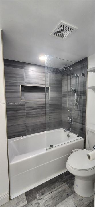 For Rent: $2,895 (2 beds, 2 baths, 1480 Square Feet)