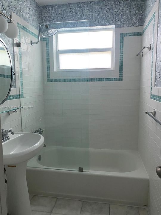 В аренду: $2,200 (1 спален, 1 ванн, 620 Квадратных фут)