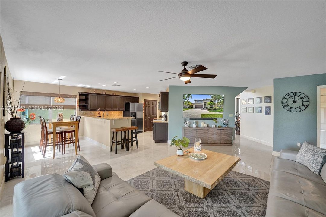 For Sale: $869,000 (4 beds, 3 baths, 2709 Square Feet)