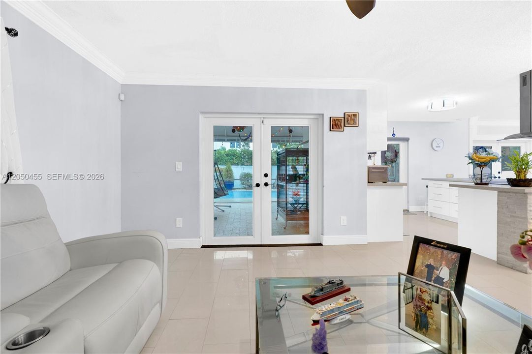 For Sale: $785,000 (4 beds, 2 baths, 2102 Square Feet)