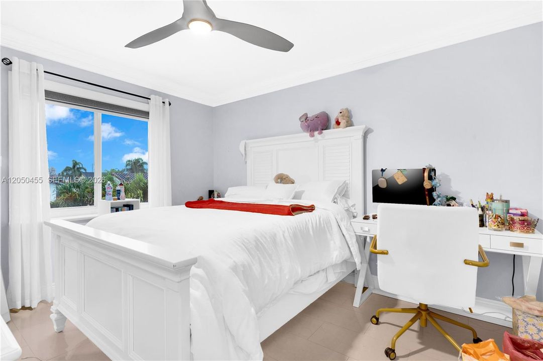 For Sale: $785,000 (4 beds, 2 baths, 2102 Square Feet)