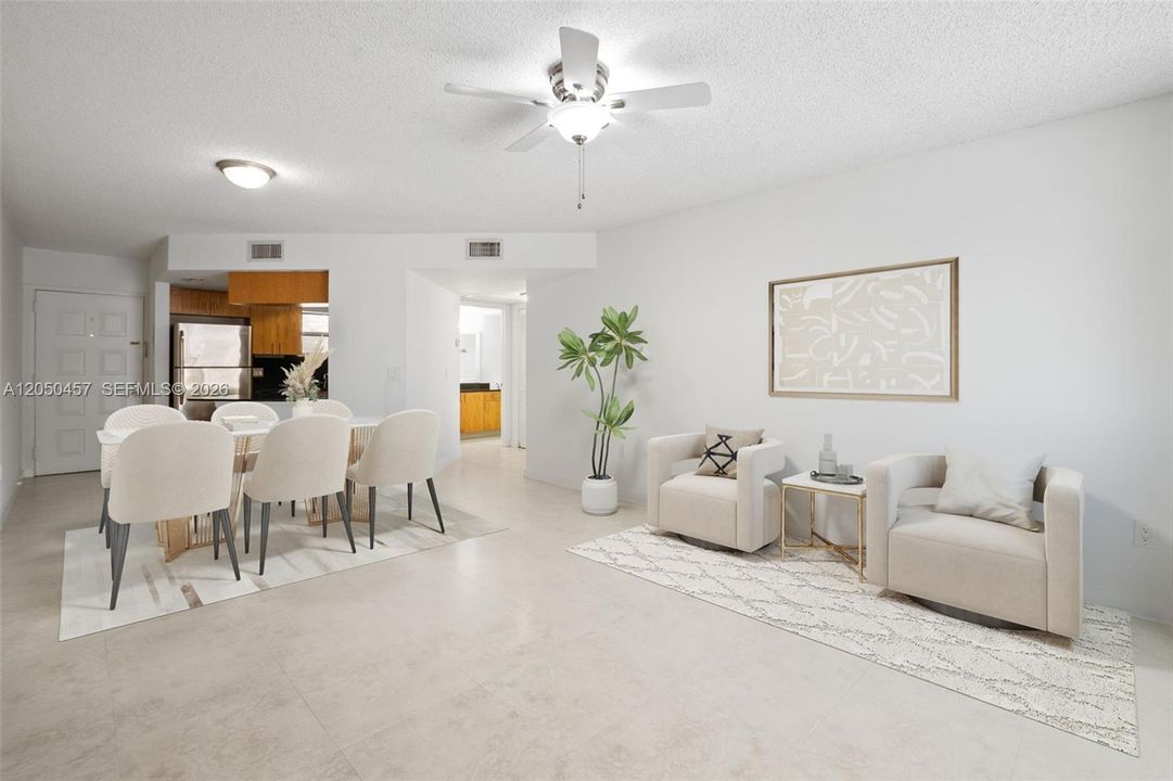 For Rent: $2,000 (1 beds, 1 baths, 810 Square Feet)