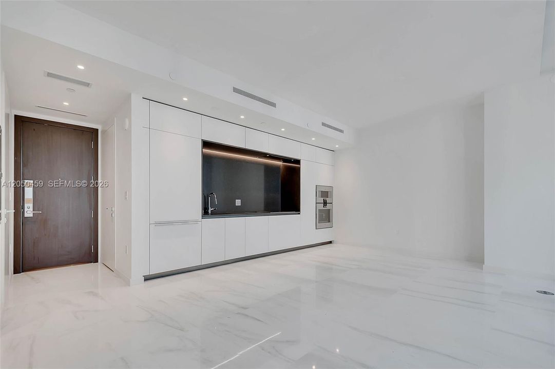 На продажу: $1,050,000 (1 спален, 1 ванн, 0 Квадратных фут)