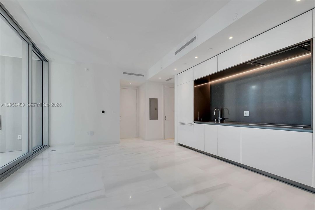 На продажу: $1,050,000 (1 спален, 1 ванн, 0 Квадратных фут)