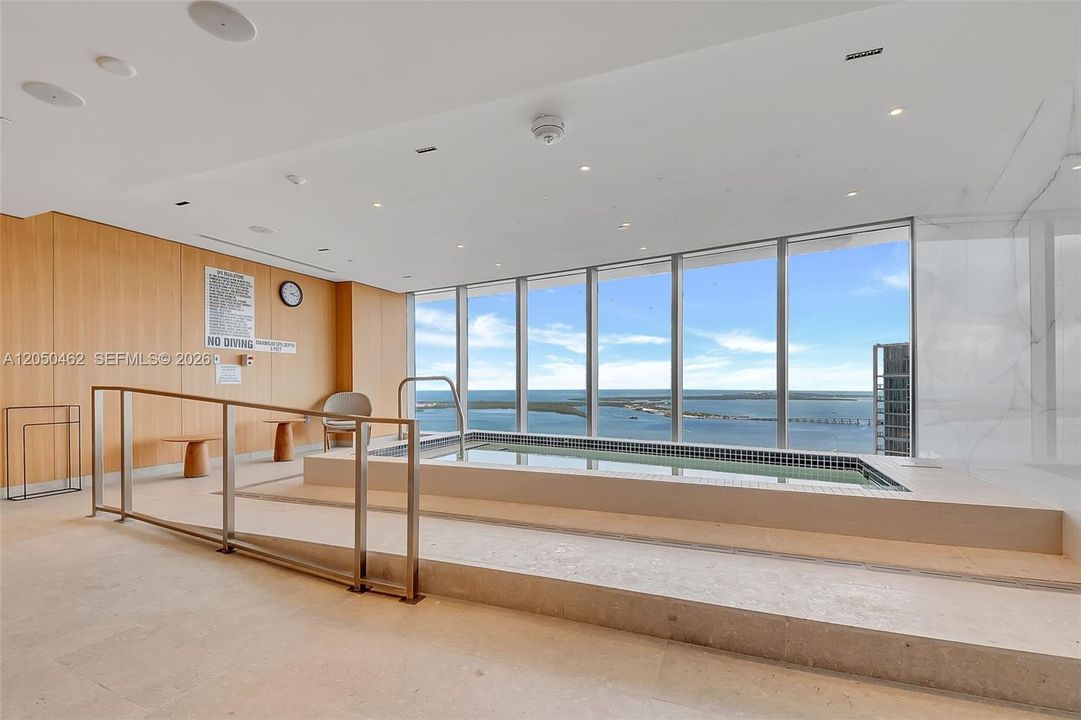 В аренду: $5,950 (1 спален, 1 ванн, 767 Квадратных фут)